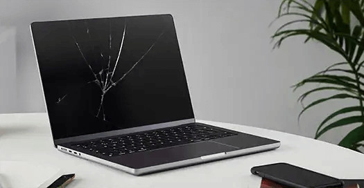 MacBook screen replacement in Bangalore