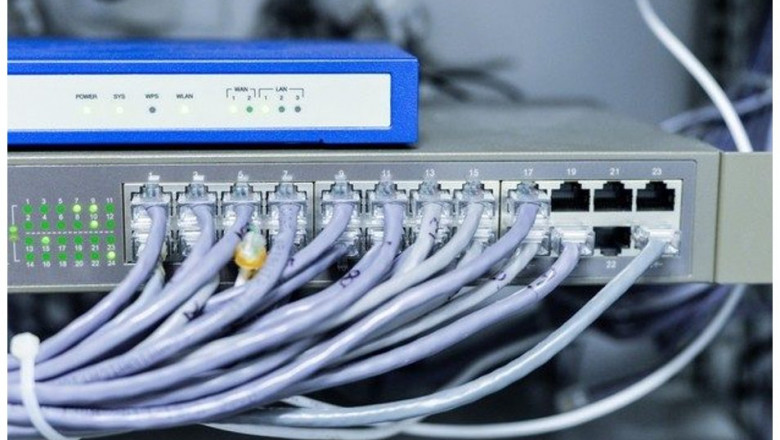Essential Guide to Networking Devices in IT Hardware