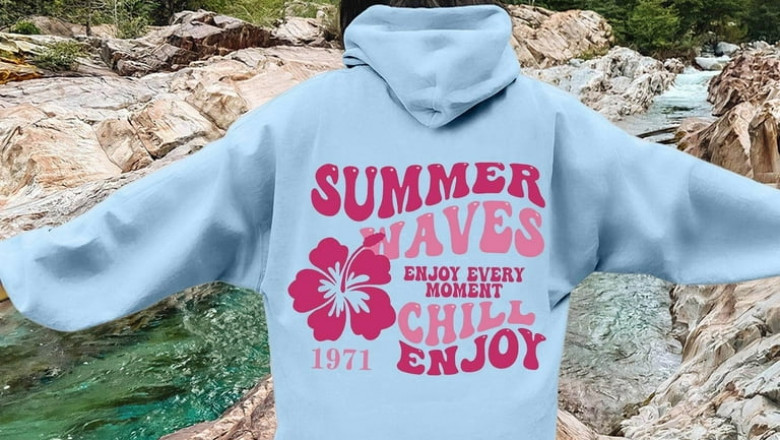 Where Comfort Meets Coastal Cool Pink Palm Puff Clothing