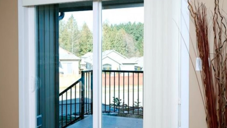 Say Goodbye to Condensation: Sealed Unit Replacement Experts in North Saanich