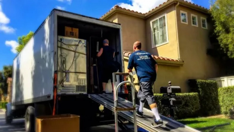 The Role of Technology in Modern House Removals in London