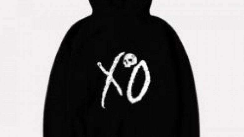 From Stage to Street: How The Weeknd’s Merch Defines Urban Fashion